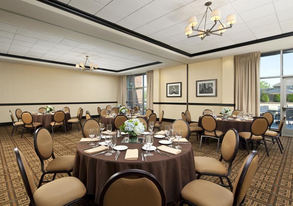 Sheraton Chicago 4*
