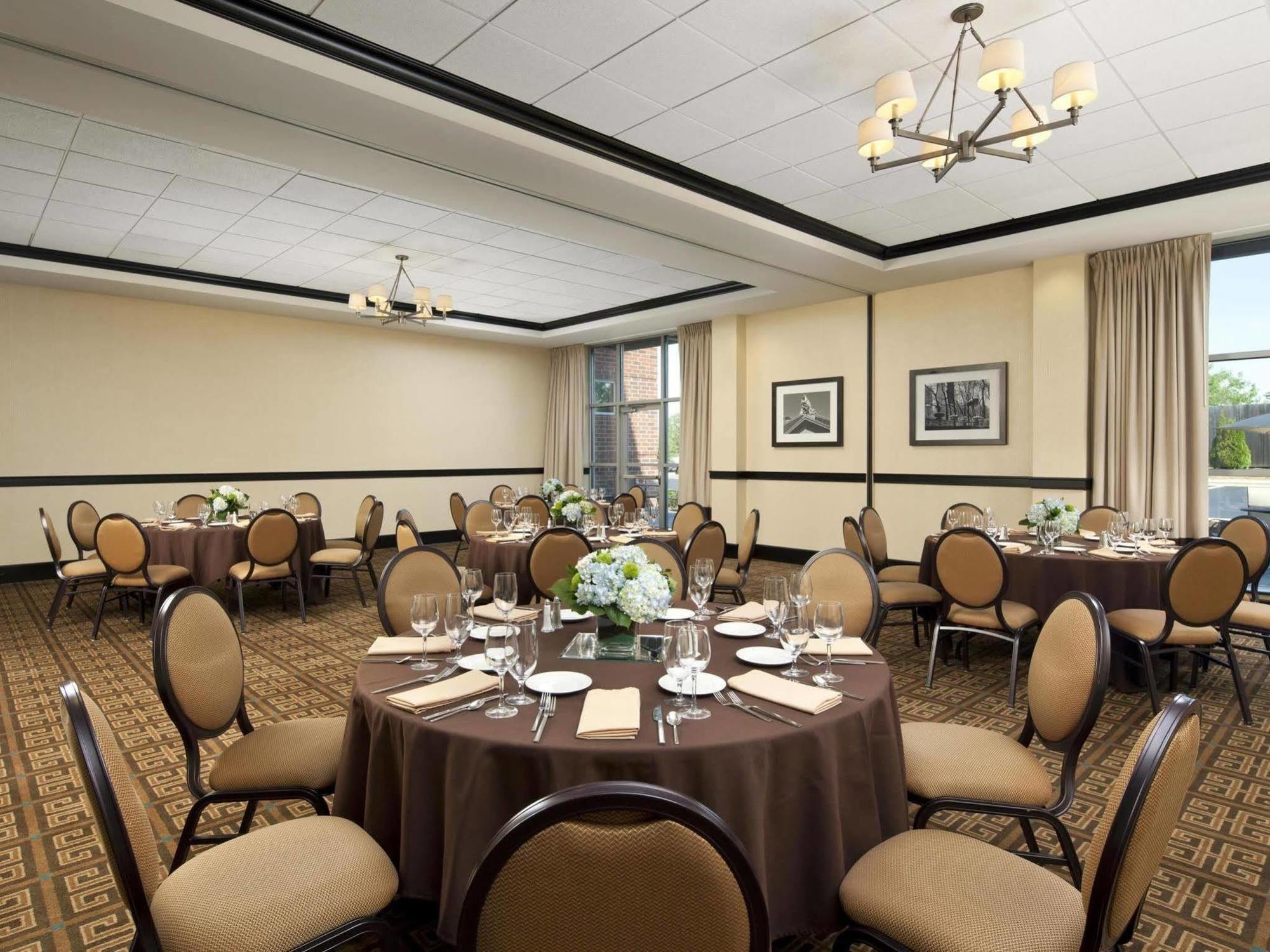 Sheraton Chicago Northbrook